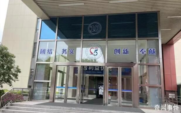 26歲女孩被跳樓者砸傷或癱瘓 目前已無(wú)生命危險(xiǎn)