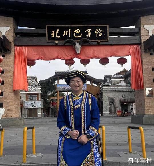 汶川“夾縫男孩”15年后重回廢墟 生活是一路失去也一路擁有