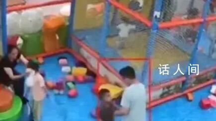男童碰倒女童遭對方家長怒摔3次 具體情況正在調查中