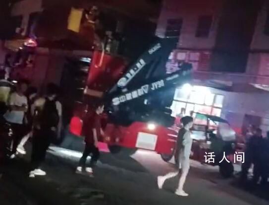 江西4歲女孩掉落溝渠失聯 救援人員正在現場展開搜救