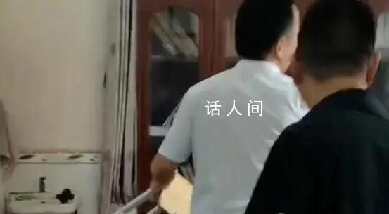 四川一校長與女教師起沖突致其受傷 教體局已經成立調查組