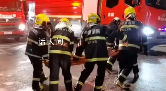 寧夏燒烤店爆炸現(xiàn)場(chǎng)滿地碎片 現(xiàn)場(chǎng)群眾描述稱曾聽到爆炸聲