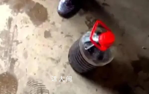 一家16口聚餐時(shí)疑遭投毒 警方介入