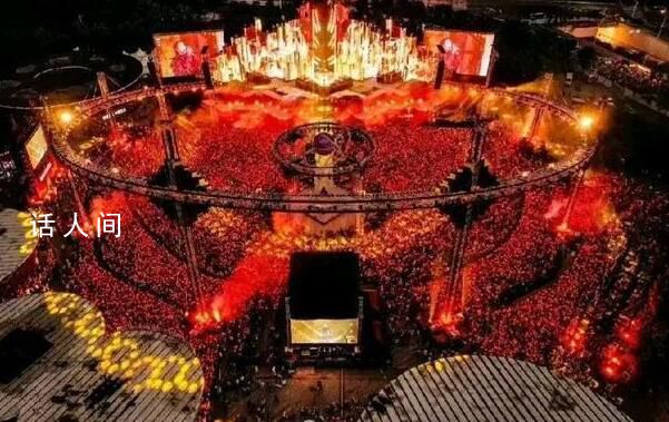 華晨宇回應奧運舞美造價第一 華晨宇2023年演唱會超震撼舞美現場