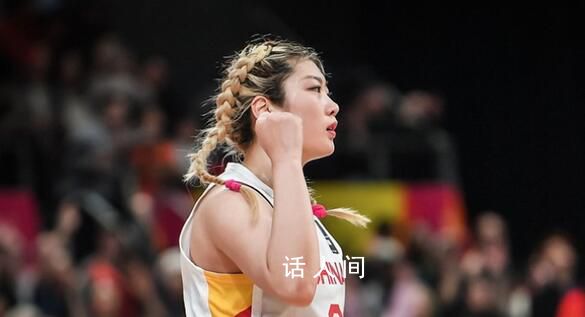 李夢曬冠軍獎牌:女生從不被定義