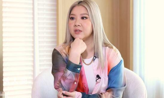 曝鄭欣宜也患抑郁癥 引發(fā)熱議質(zhì)疑