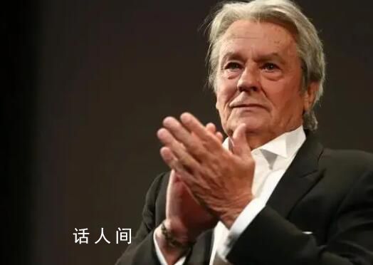 知名男星被曝遭女友長期控制 試圖隔絕其與家人親朋好友的通信往來