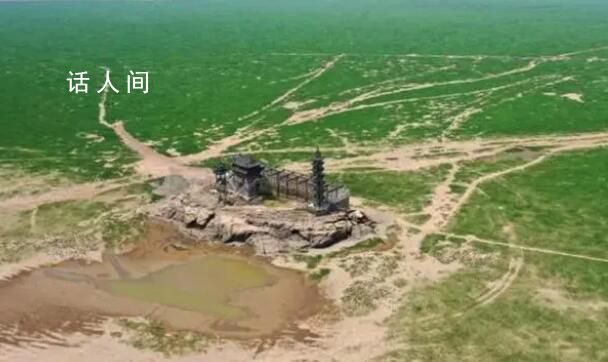 鄱陽湖水面面積13天縮水超四分之一 湖面露出灘涂和綠草