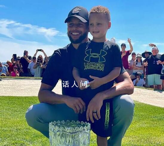 庫(kù)里贏得個(gè)人首個(gè)高爾夫比賽冠軍 在社媒上引起了轟動(dòng)