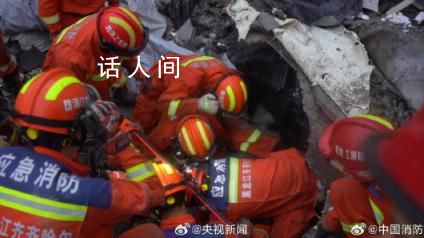 坍塌體育館施工單位責任人被控制 救援還在緊張進行中