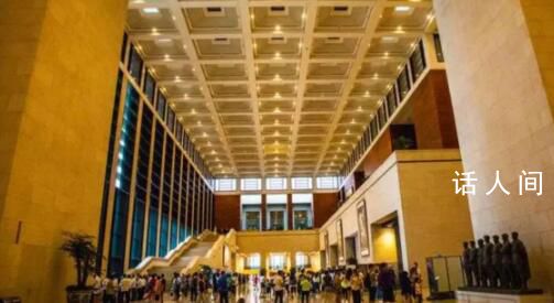 國(guó)博禁止穿拖鞋進(jìn)入?yún)⒂^ 中國(guó)國(guó)家博物館文明參觀須知