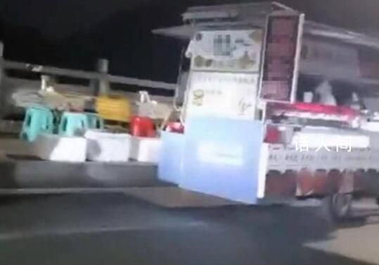 夫妻深夜擺攤妻子突然跳河身亡 警方已展開調(diào)查