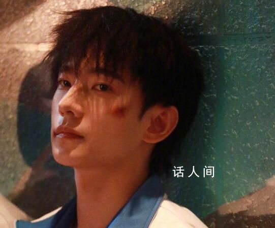 楊洋:謝謝大家的包容陪伴批評建議