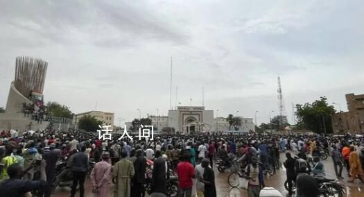 尼日爾軍方:總統已遭解職 全國宵禁