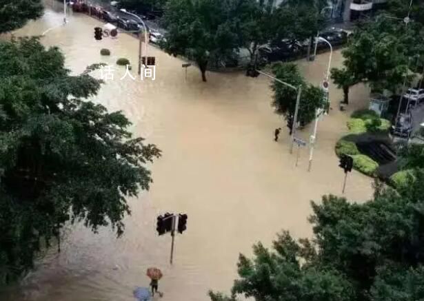 泉州店主稱珠寶都被積水沖走了 至少損失500萬