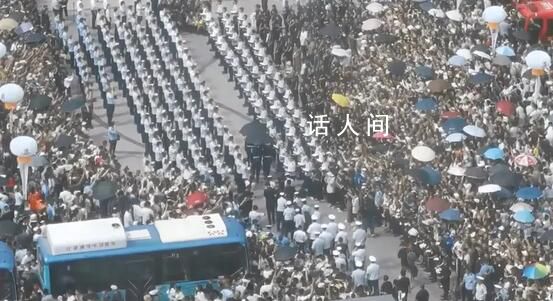 市民自發接馮振烈士回家 馮振烈士英靈回家儀式