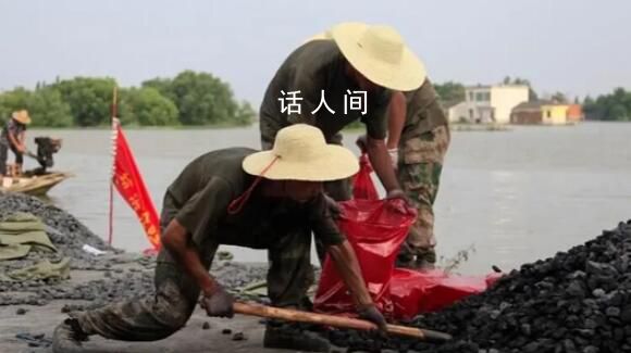 做抗洪救災重建家園的主人 迸發出強烈的擔當精神和主人翁意識