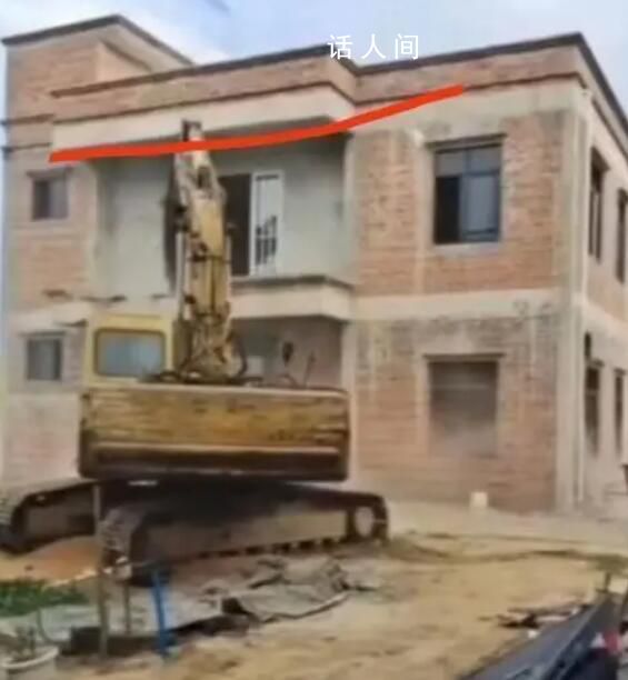 村民花百萬在自家地里建房遭強拆 法院判鎮(zhèn)政府違法