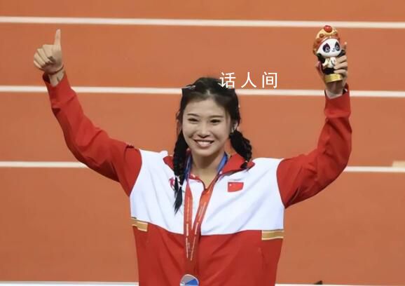 吳艷妮霸氣回應文身 這個文身不是白文的