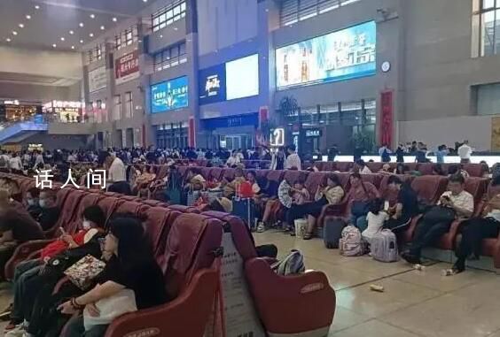 高鐵站近9成是按摩椅?工作人員回應