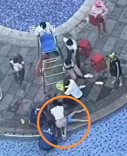 男孩溺水昏迷護士跪地搶救20分鐘 即便萬分之一的可能也不放棄