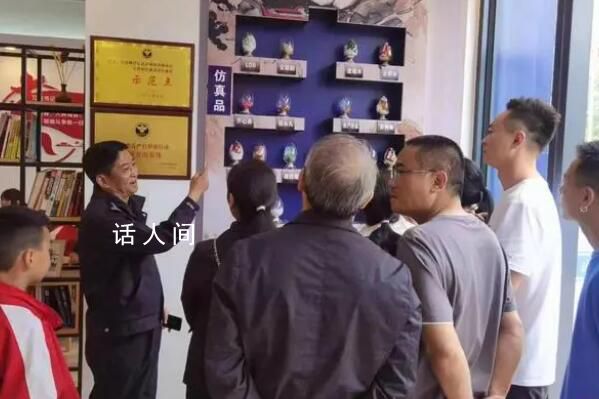 警方在科級干部辦公室搜出吸毒工具 令人唏噓不已