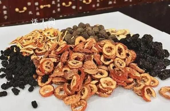 年輕人開始去中醫院買酸梅湯了 沒想到有一天打敗奶茶店的竟然是中藥房