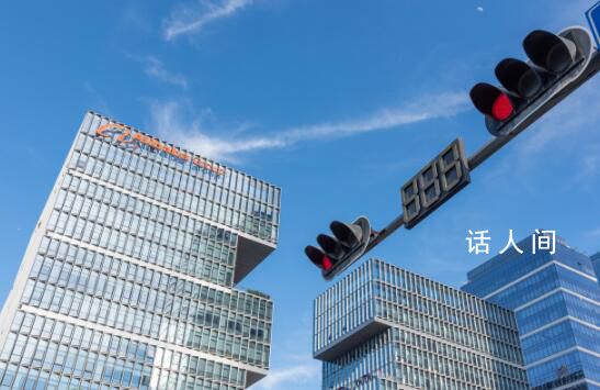 阿里張勇時(shí)代正式落幕 蔡崇信正式履新阿里董事長