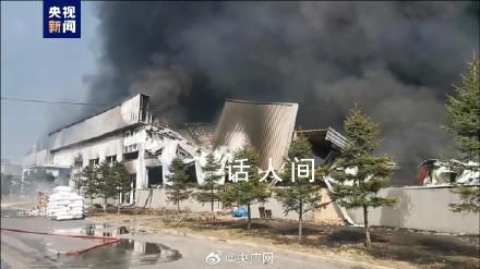 沈陽(yáng)一庫(kù)房發(fā)生火災(zāi)后坍塌 暫未接到人員傷亡報(bào)告