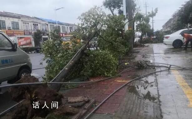 江蘇龍卷風現場:漫天飛舞著垃圾