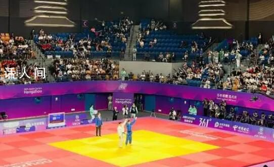 中國臺北運動員奪金抱頭哭泣 觀眾掌聲不斷