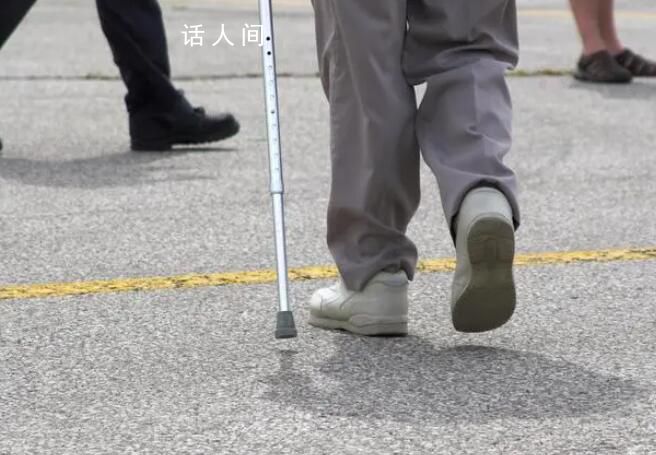 男孩海邊落水超6天 父親為找人腿走瘸