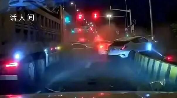 上海一渣土車失控致多車連環追尾 事故具體原因正在進一步調查中