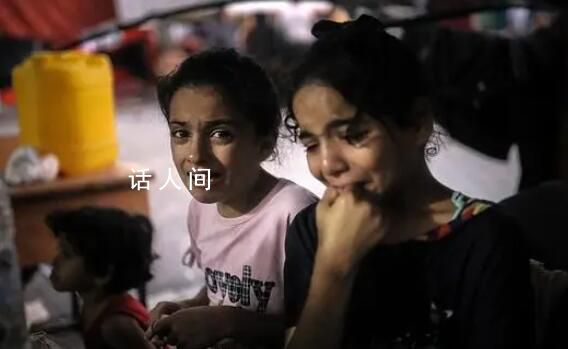 加沙孩子腿上寫名字以便遇害后識別 在兒童身上寫下名字的絕望做法正越來越普遍