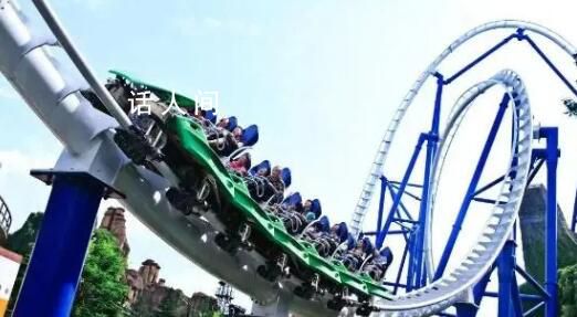 過山車碰撞8人受傷 深圳歡樂谷閉園