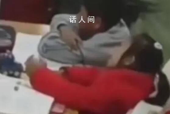 教育局回應學生被后桌夾擠拽頭發 正核實