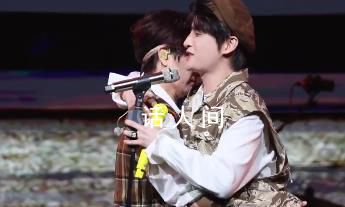 張遠一把抱住了陸虎 受到了眾多網友的稱贊