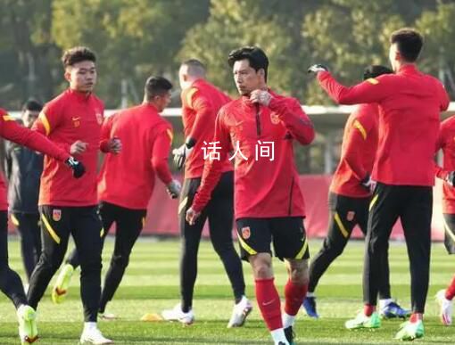 中泰之戰(zhàn)已售出超4萬張門票 國足全隊乘坐的航班落地曼谷