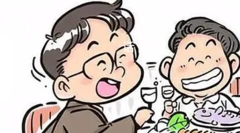 公職人員酒后多次騷擾高鐵站服務員 湘西州再曝違規酒局