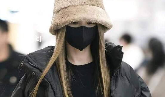 楊丞琳河南風波后首現身 全程低頭快步疾走