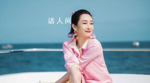 秦海璐分享旅行必備三件套 最難忘的是看到了北極光