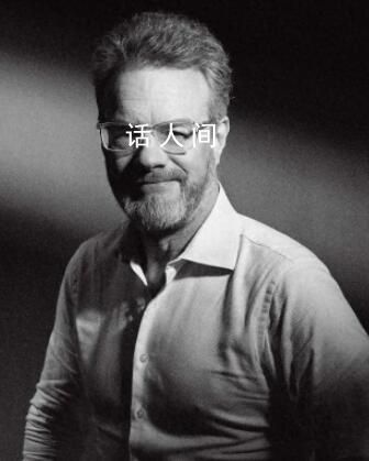 大山58歲:不再穿著唐裝作揖拜年