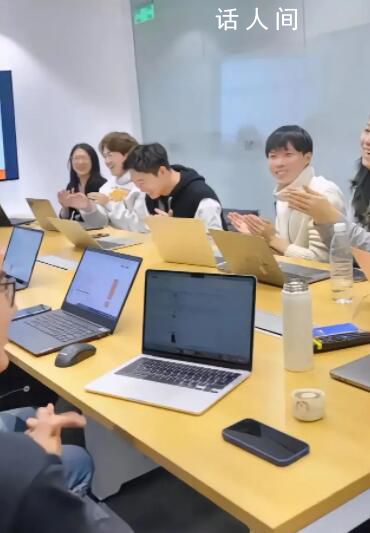 董宇輝“與輝同行”運營團隊曝光 事業有了新進展