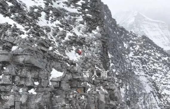 45歲登山家13小時(shí)速攀雪山 人不能在困難面前低頭