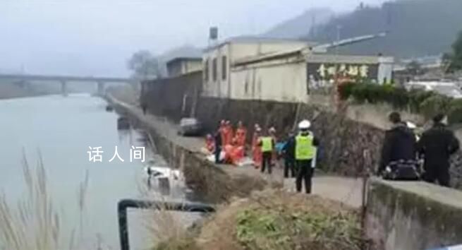 1家4口駕車墜河 幸存孩子腦死亡