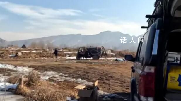 游客露營拒付費 村民糞車澆地