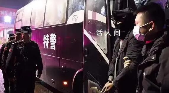 你買的蘋果耳機可能是假的 警方搗毀生產(chǎn)假冒蘋果藍牙耳機制假窩點9個