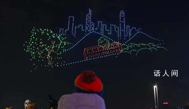 香港舉辦無人機燈光秀 讓觀眾充分體驗傳統(tǒng)文化與現(xiàn)代科技的創(chuàng)新融合