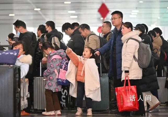 12306回應車次為何開售即秒光 搶票軟件成功概率更高?