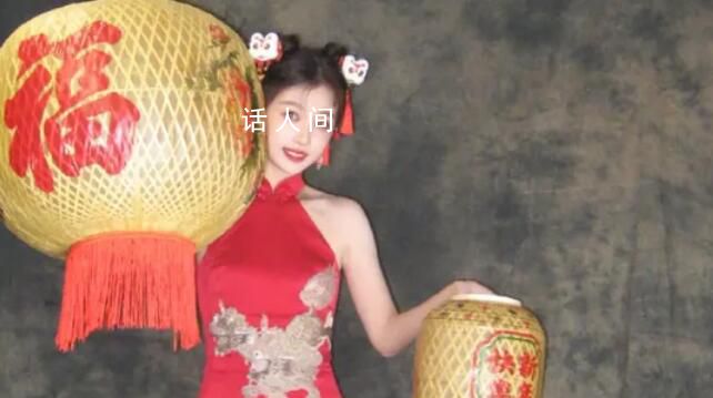 虞書欣小福娃造型 亮相演唱《迎春花》